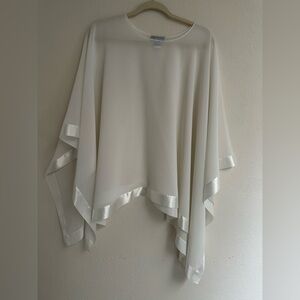 Metaphor Cream Top